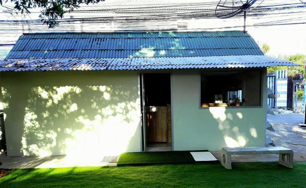 Bnr Resorts Bangkok Exteriör bild