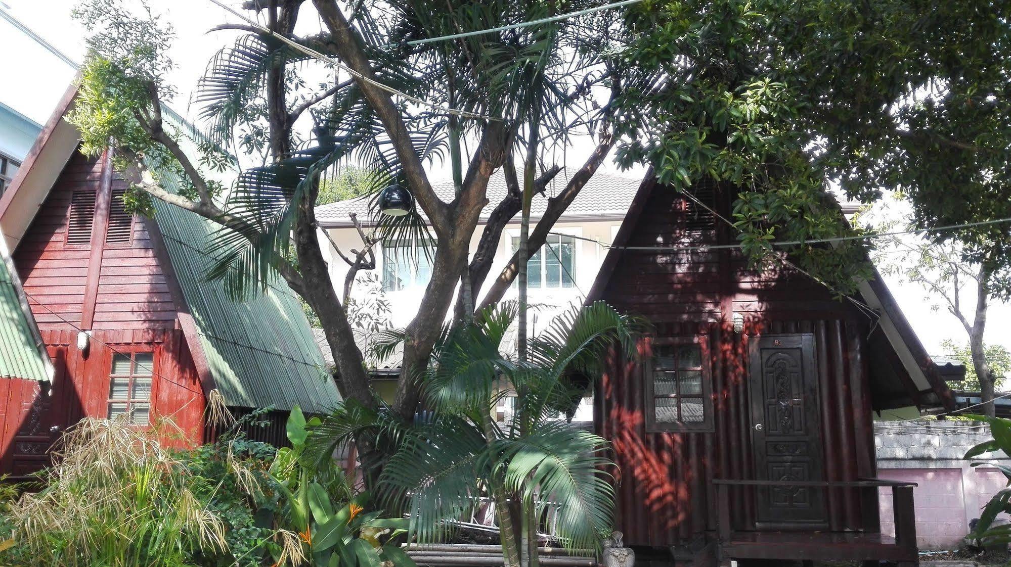 Bnr Resorts Bangkok Exteriör bild