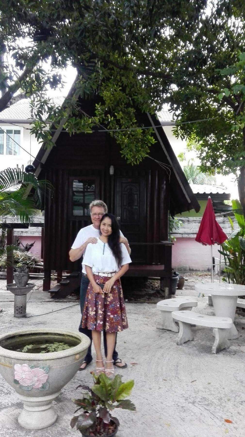 Bnr Resorts Bangkok Exteriör bild