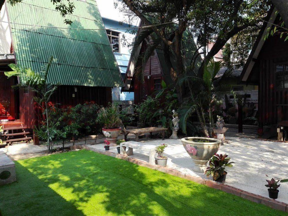 Bnr Resorts Bangkok Exteriör bild